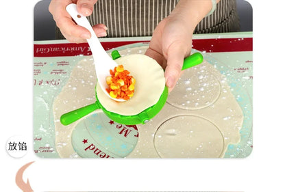 Manual Dumpling Maker & Pastry Mold